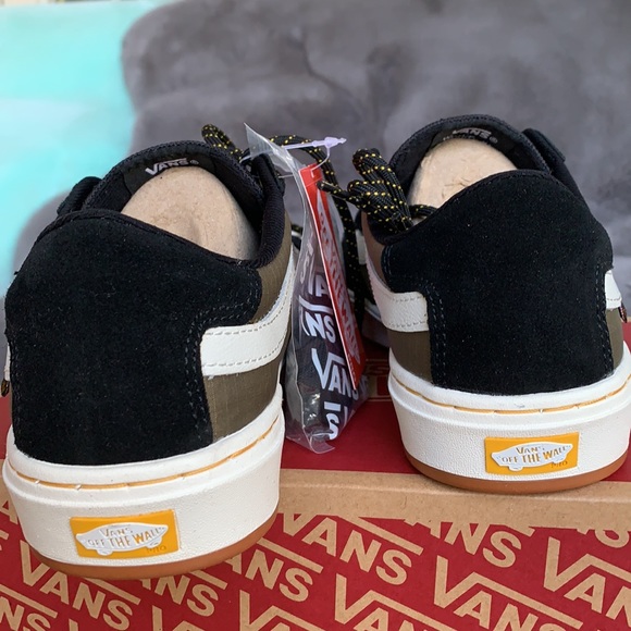 VANS BERLE PRO SURPLUS BLACK/MILITARY WMNS - Picture 12 of 15